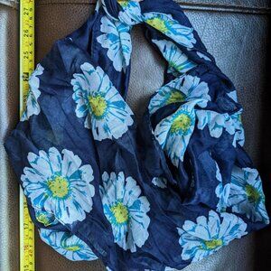 Beautiful Juncture Blue Scarf with Daisy Flowers